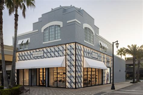 gucci store in jacksonville fl